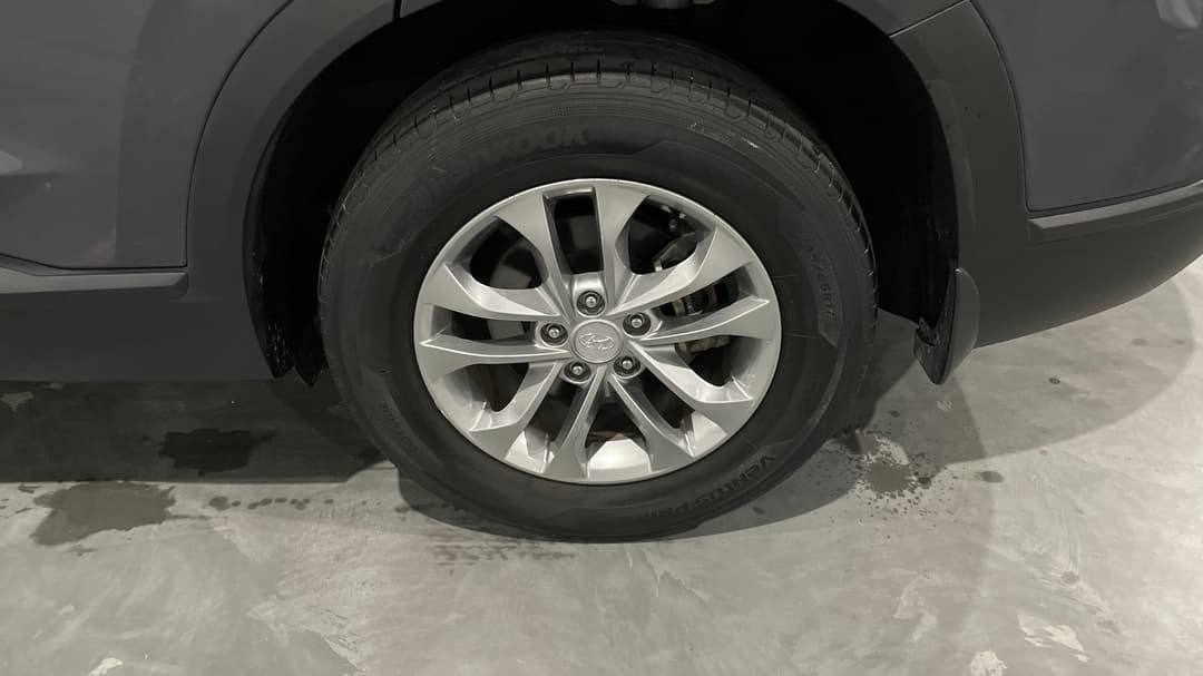 2023 Hyundai Santa Fe Mpi (2WD), Automatic, 49279 km, Left Rear Wheel