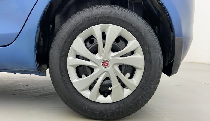 2013 Maruti Swift VDI, Diesel, Manual, 67,026 km, Left Rear Wheel