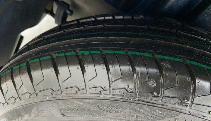 2013 Maruti Swift VDI, Diesel, Manual, 67,026 km, Right Rear Tyre Tread