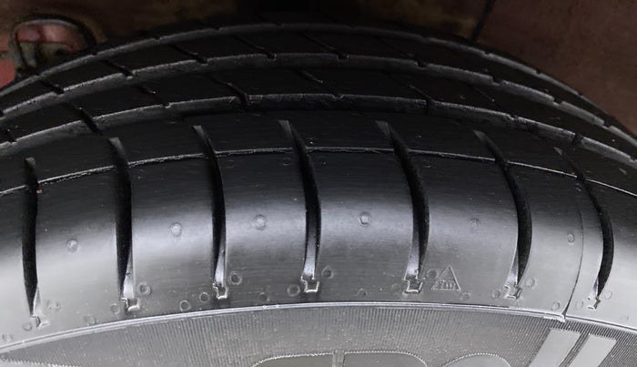 2016 Hyundai Xcent S 1.2, Petrol, Manual, 29,568 km, Right Rear Tyre Tread