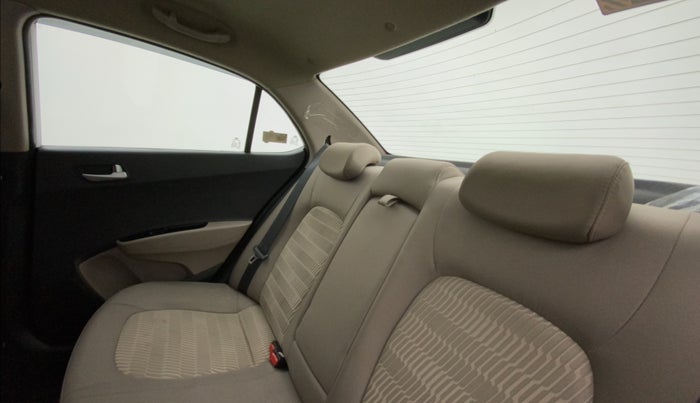 2018 Hyundai Xcent SX 1.2 (O), Petrol, Manual, 12,880 km, Right Side Rear Door Cabin