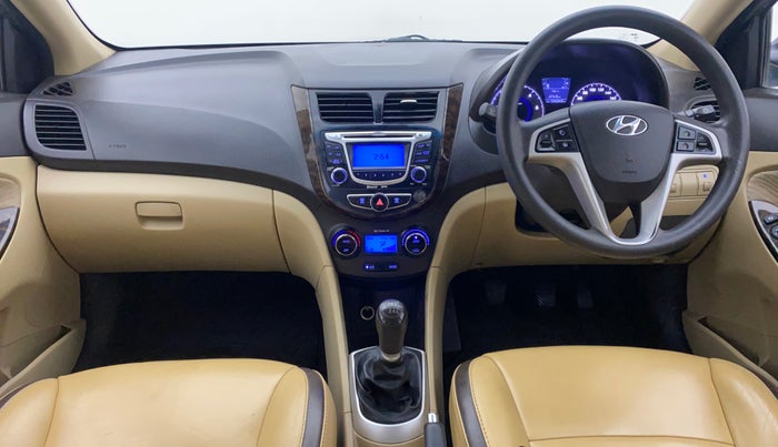 2012 Hyundai Verna FLUIDIC 1.6 CRDI SX, Diesel, Manual, 1,06,243 km, Dashboard