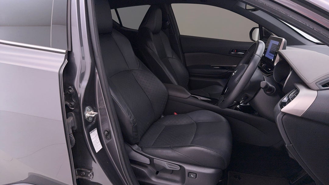 2021 Toyota C-HR Koba (2WD), Automatic, 103892 km, Right Side Front Door Cabin View