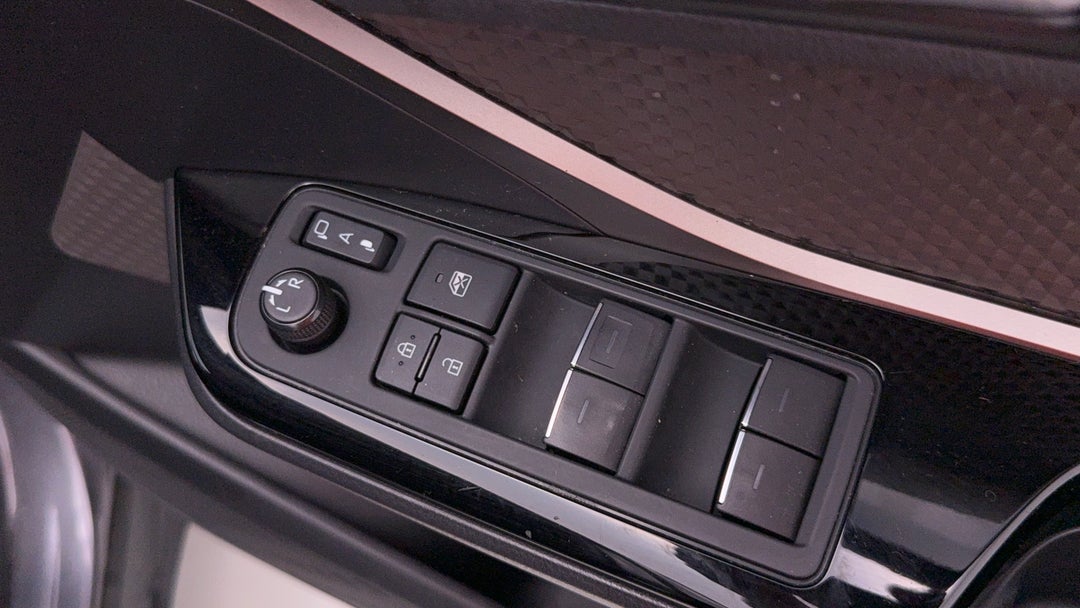 2021 Toyota C-HR Koba (2WD), Automatic, 103892 km, Drivers Side Door Panel Controls