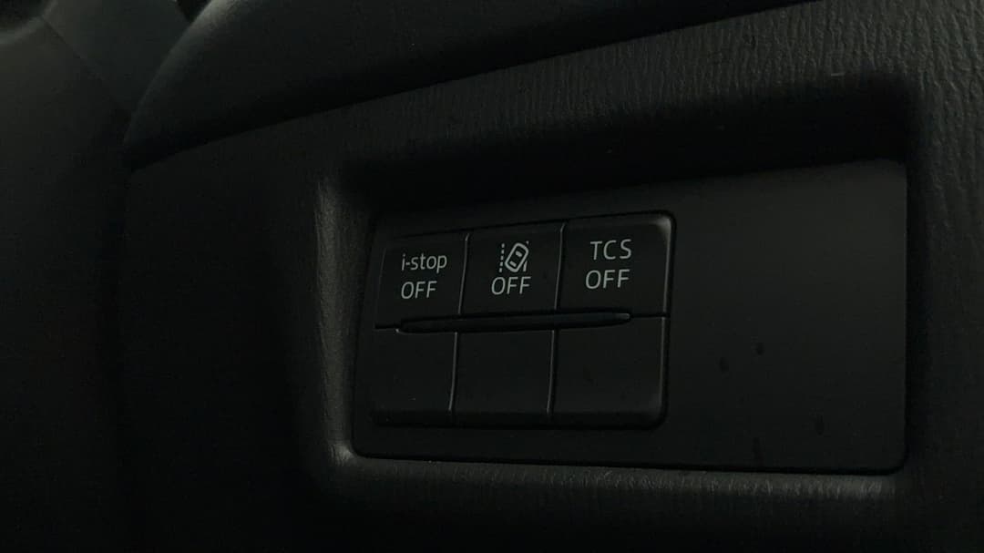 2020 Mazda CX-8 Sport (FWD), Automatic, 42406 km, Utility Switches/Buttons
