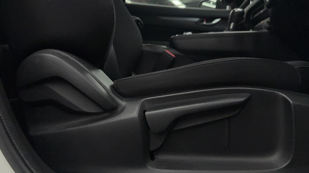 2020 Mazda CX-8 Sport (FWD), Automatic, 42406 km, Drivers Side Adjustment Panel
