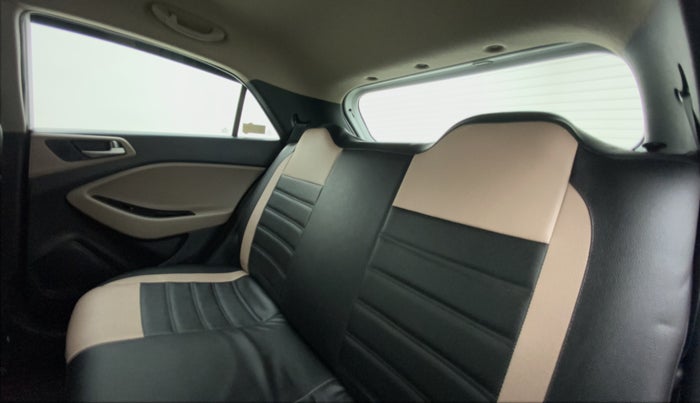 2018 Hyundai Elite i20 SPORTZ 1.2, Petrol, Manual, 31,266 km, Right Side Rear Door Cabin