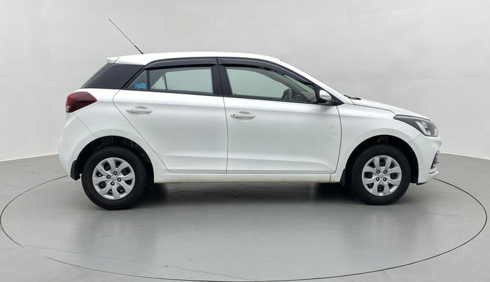 2018 Hyundai Elite i20 SPORTZ 1.2, Petrol, Manual, 31,266 km, Right Side View