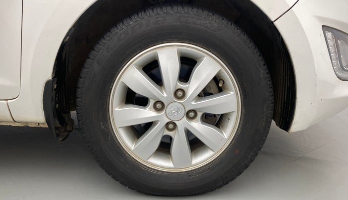 2013 Hyundai i20 SPORTZ 1.2, Petrol, Manual, 72,256 km, Right Front Wheel