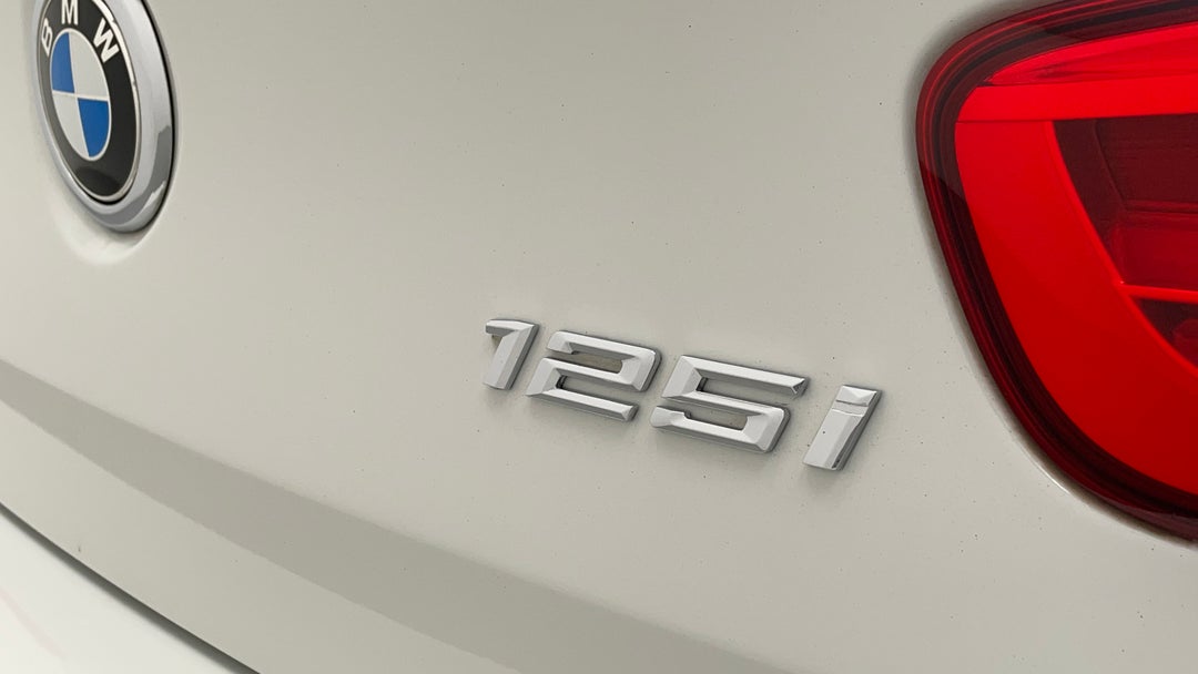 Badge (Boot Right Side)