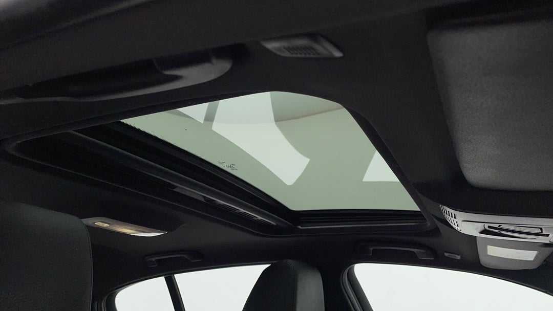 Interior Sunroof/Moonroof