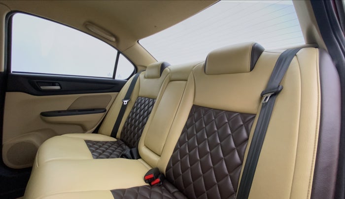 2018 Honda Amaze 1.2 V CVT I VTEC, Petrol, Automatic, 45,982 km, Right Side Rear Door Cabin