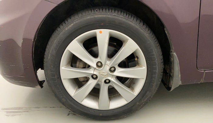 2013 Hyundai Verna FLUIDIC 1.6 VTVT SX, Petrol, Manual, 82,257 km, Left Front Wheel