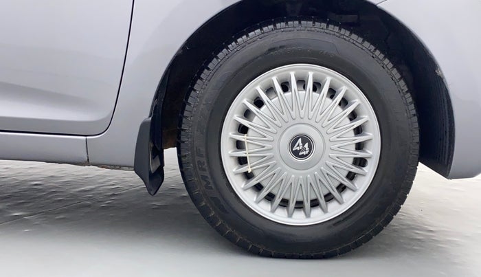 2014 Hyundai Eon D LITE PLUS, Petrol, Manual, 41,194 km, Right Front Wheel