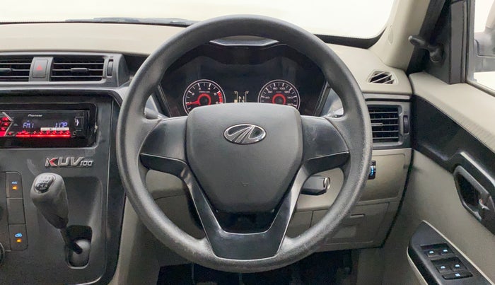 2017 Mahindra Kuv100 K4 6 STR, Petrol, Manual, 33,573 km, Steering Wheel Close Up