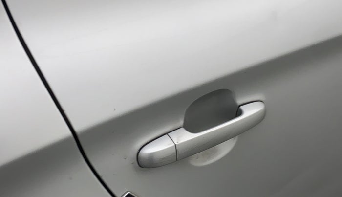 2010 Hyundai i20 MAGNA 1.2, Petrol, Manual, 60,995 km, Right rear door - Slightly dented