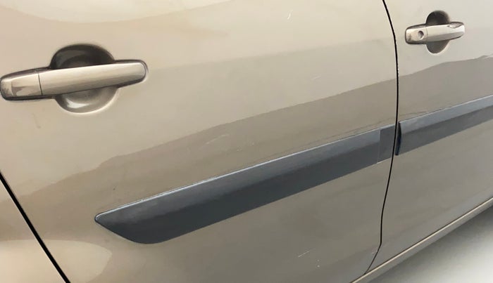 2011 Maruti Ritz ZXI, Petrol, Manual, 83,970 km, Right rear door - Minor scratches