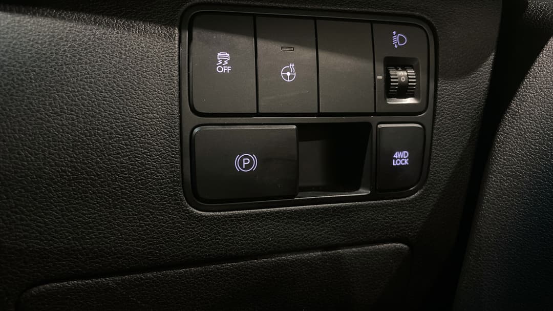 2021 Hyundai Staria Highlander, Automatic, 95607 km, Handbrake