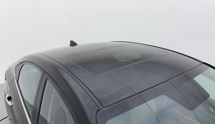 2018 Hyundai Verna 1.6 VTVT SX O, Petrol, Manual, 67,110 km, Roof