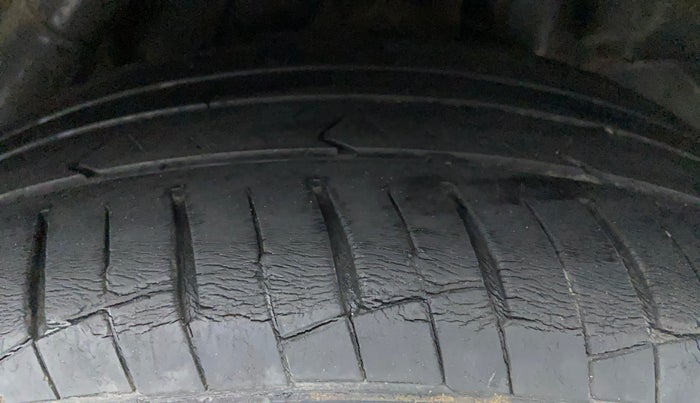2018 Hyundai Verna 1.6 VTVT SX O, Petrol, Manual, 67,110 km, Left Rear Tyre Tread