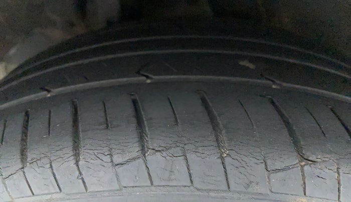 2018 Hyundai Verna 1.6 VTVT SX O, Petrol, Manual, 67,110 km, Right Rear Tyre Tread