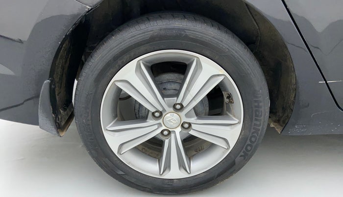 2018 Hyundai Verna 1.6 VTVT SX O, Petrol, Manual, 67,110 km, Right Rear Wheel