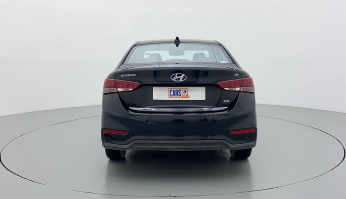 2018 Hyundai Verna 1.6 VTVT SX O, Petrol, Manual, 67,110 km, Back/Rear