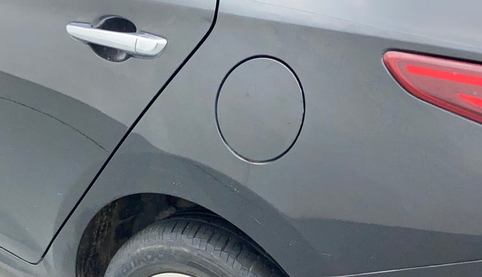 2018 Hyundai Verna 1.6 VTVT SX O, Petrol, Manual, 67,110 km, Left quarter panel - Minor scratches