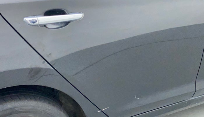 2018 Hyundai Verna 1.6 VTVT SX O, Petrol, Manual, 67,110 km, Right rear door - Slightly dented