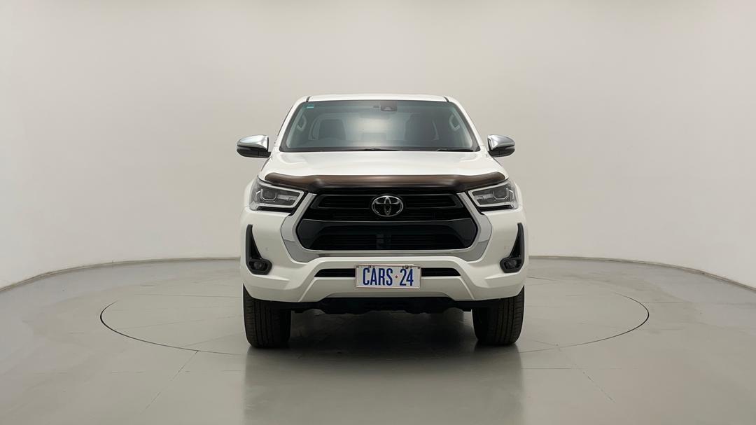 2022 Toyota Hilux Sr5 (4x4), Automatic, 48090 km, Front View
