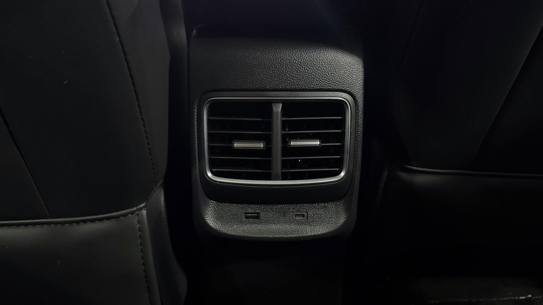 2022 MG ZS EV Essence, Automatic, 10996 km, Rear A/C Vent