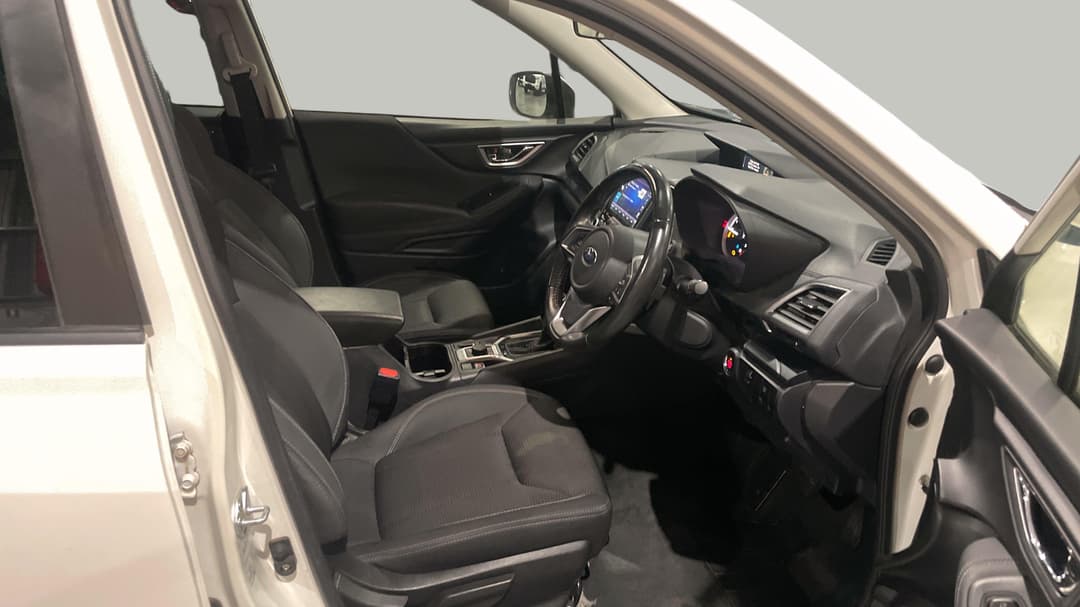2023 Subaru Forester 2.5i (AWD), Automatic, 31341 km, Right Side Front Door Cabin View