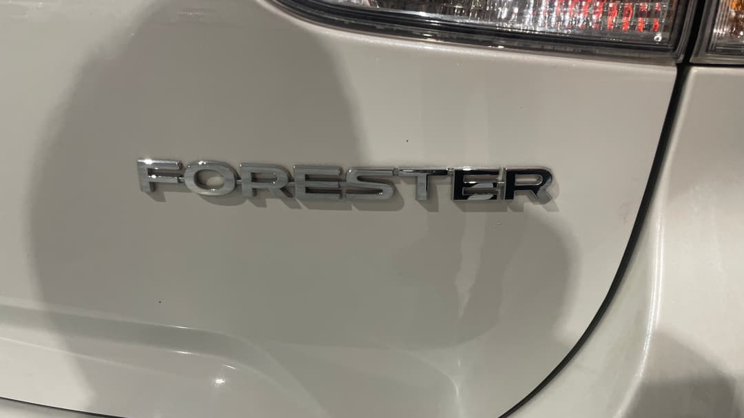 2023 Subaru Forester 2.5i (AWD), Automatic, 31341 km, Badge (Boot Right Side)