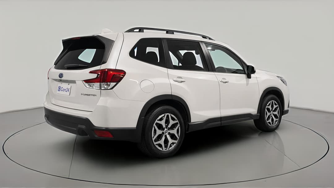2023 Subaru Forester 2.5i (AWD), Automatic, 31341 km, Right Back Diagonal (45- Degree) View