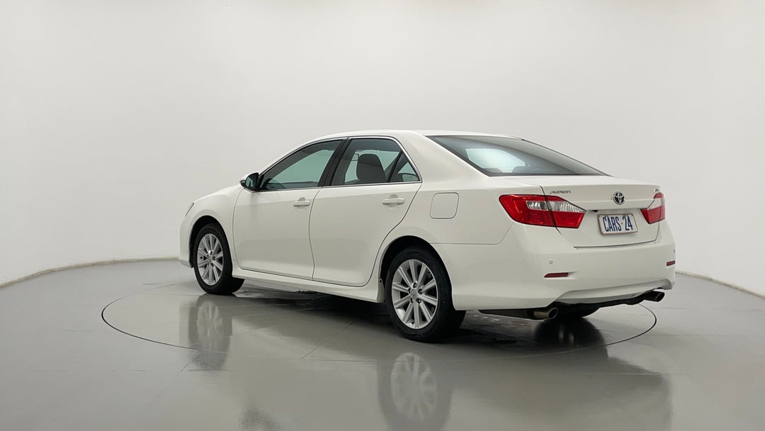 Left Back Diagonal (45- Degree) View