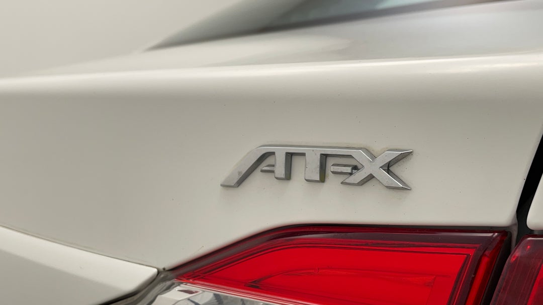 Badge (Boot Right Side)