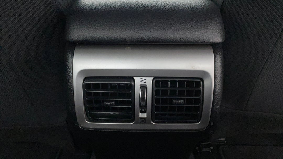 Rear A/C Vent