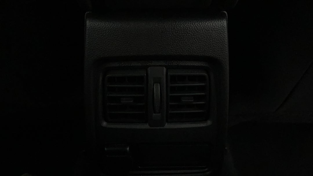 Rear A/C Vent