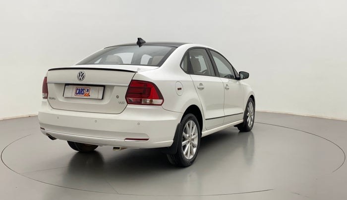 2017 Volkswagen Vento HIGHLINE 1.2 TSI AT, Petrol, Automatic, 30,530 km, Right Back Diagonal