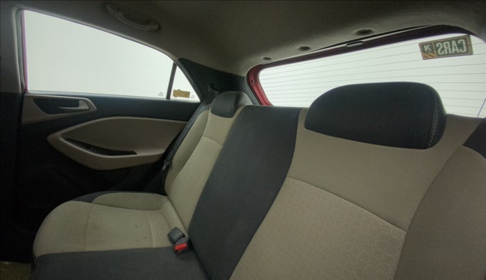 2015 Hyundai Elite i20 SPORTZ 1.2, Petrol, Manual, 1,19,879 km, Right Side Rear Door Cabin