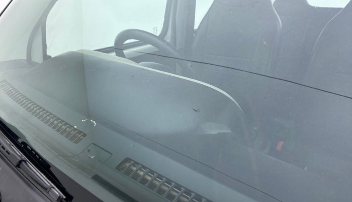 2018 Maruti Eeco 5 STR WITH AC PLUSHTR, Petrol, Manual, 90,177 km, Front windshield - Minor spot on windshield