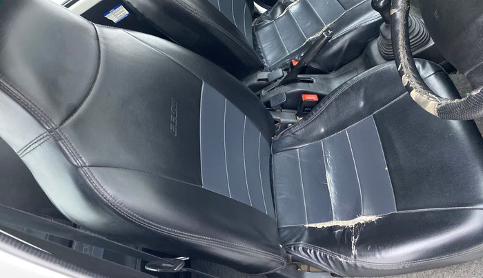 2018 Maruti Eeco 5 STR WITH AC PLUSHTR, Petrol, Manual, 90,177 km, Driver seat - Cover slightly torn