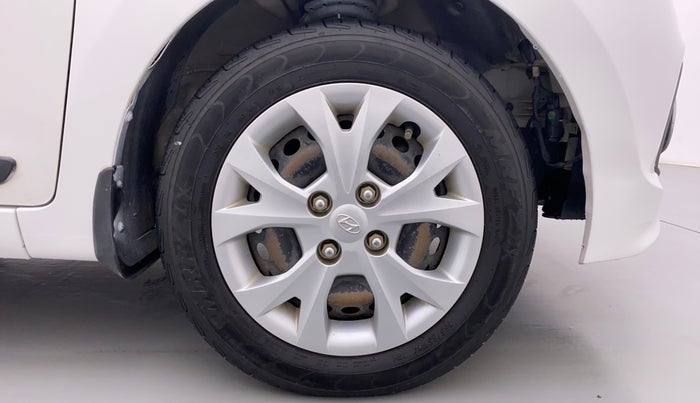 2016 Hyundai Grand i10 SPORTZ 1.2 KAPPA VTVT, Petrol, Manual, 42,484 km, Right Front Wheel
