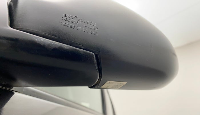 2013 Maruti Alto 800 LXI, Petrol, Manual, 33,353 km, Left rear-view mirror - Cover has minor damage