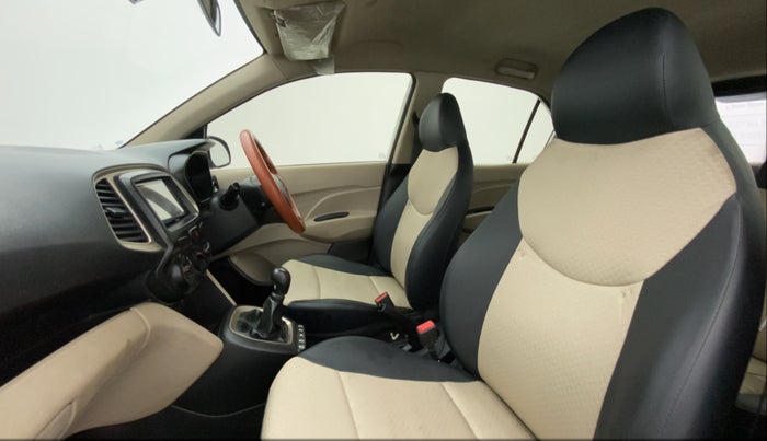 2020 Hyundai NEW SANTRO MAGNA 1.1 CORPORATE EDITION, Petrol, Manual, 62,948 km, Right Side Front Door Cabin