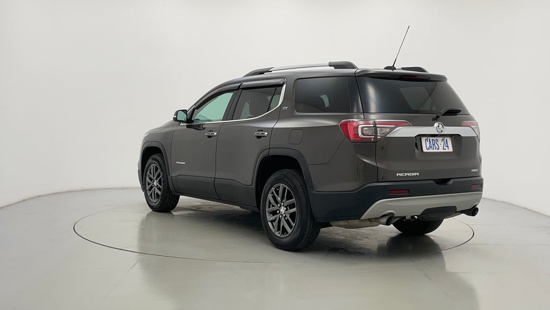 Left Back Diagonal (45- Degree) View