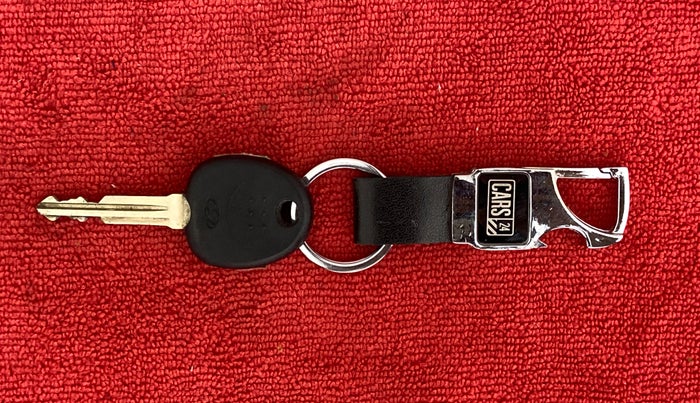 2018 Hyundai Eon ERA +, Petrol, Manual, 76,807 km, Key Close Up