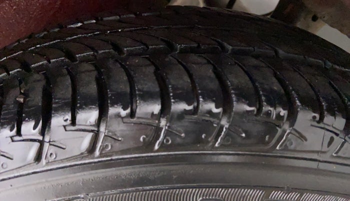 2016 Maruti Celerio VXI AGS, Petrol, Automatic, 15,511 km, Left Rear Tyre Tread