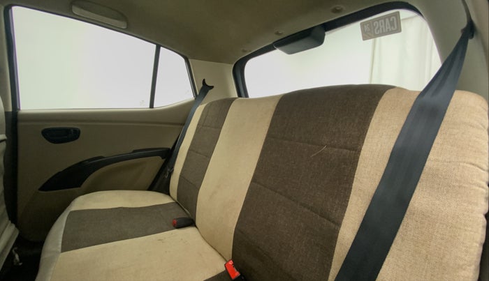 2016 Hyundai i10 MAGNA 1.1, Petrol, Manual, 11,243 km, Right Side Rear Door Cabin
