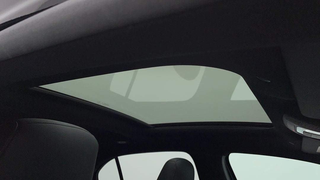 Interior Sunroof/Moonroof